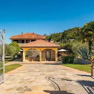 Ferienhaus Ester Italien