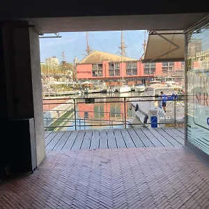  Apartment Bilocale Sull'acqua Al Porto Antico Italien